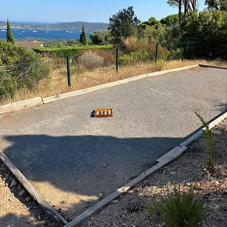 Breathtaking Sea View Over Saint-tropez Feriehus Guerre Vieille