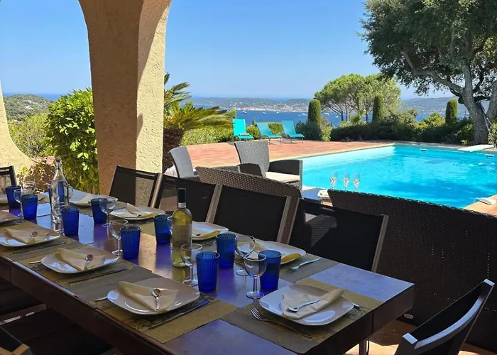 Breathtaking Sea View Over Saint-tropez Tatil Evi *
